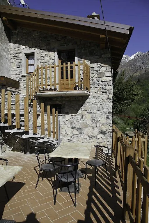 Country house Agriturismo Crotto Di Somana Guest House Mandello del Lario Italy